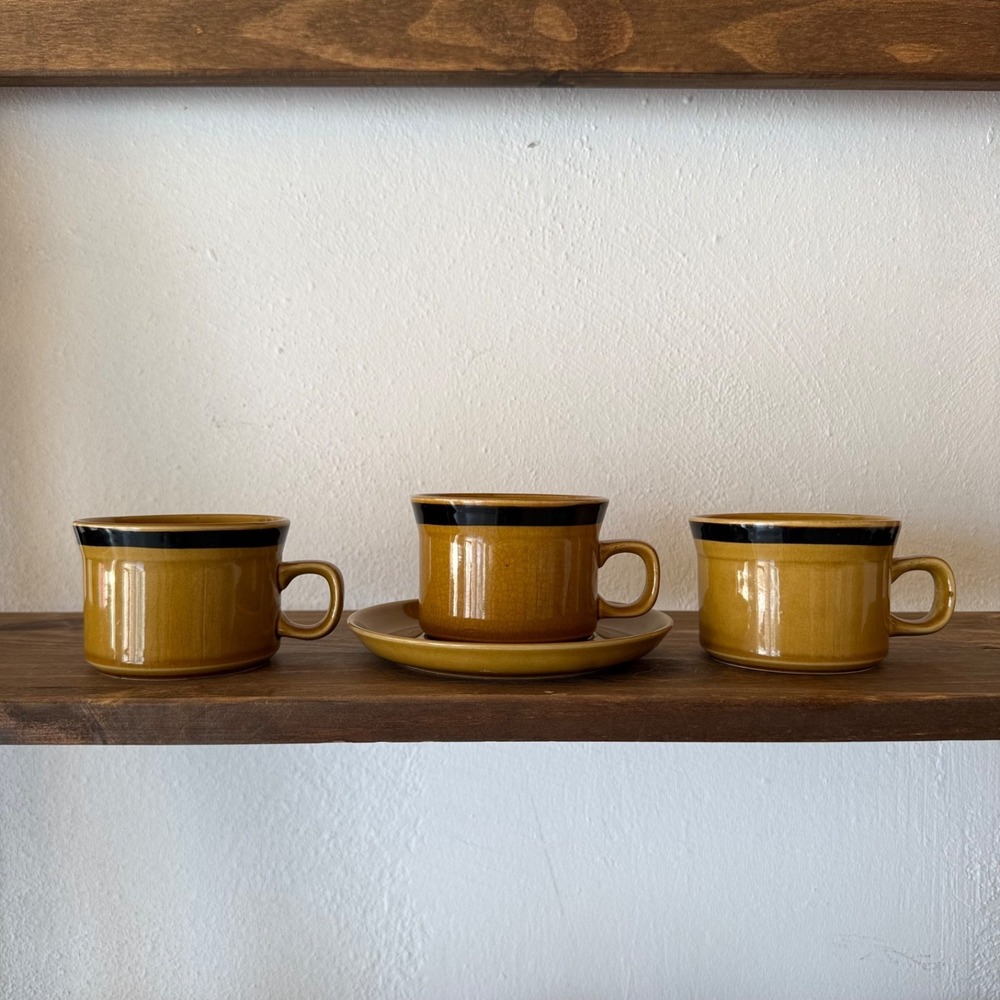 Vintage Stoneware Japan Honey Brown Coffee Mug Cup Set‎ 3 Mugs 1 Saucer